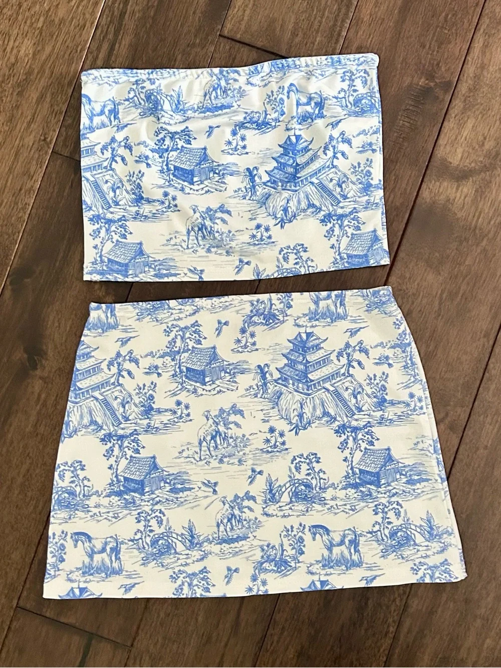 Edikted Blue & Cream Toile Print Strapless Top & Mini Skirt Set Size Small NWOT